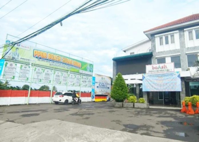 Yayasan Borcess