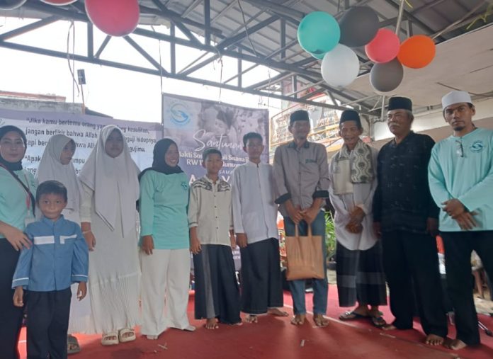 Peduli Sesama, Tim Bakti Sosial Santuni Yatim Piatu dan Dhuafa Di Gunung Putri Utara