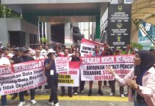 Ratusan Seniman Datangi Kemenkum, Tuntut Hak Royalti dan Bubarkan LMKN