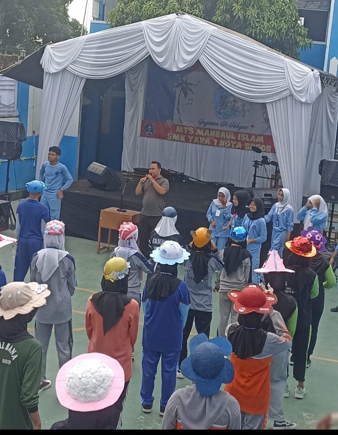 Penutupan MPLS SMK YAK 1 Kota Bogor dan MTs Manba'ul Islam Berlangsung Meriah Dengan Pensi Dan Pelepasan Peneng Tanda Peserta
