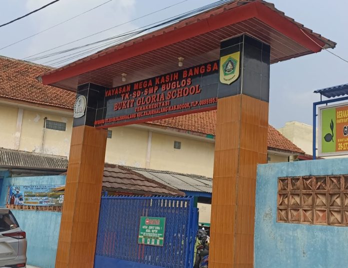 Diberhentikan Sepihak, Seorang Kepala Sekolah dan 4 Rekan Guru Harapkan Keadilan dan Perlindungan Hukum